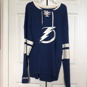 Vintage Tampa Bay Lightning pullover!